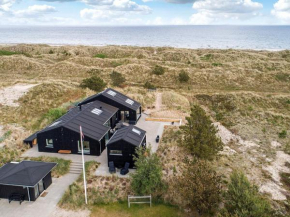 Secluded Holiday Home in Jutland with Terrace in Ålbæk